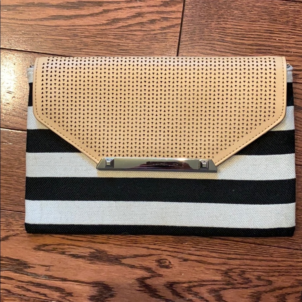 Stella & Dot clutch